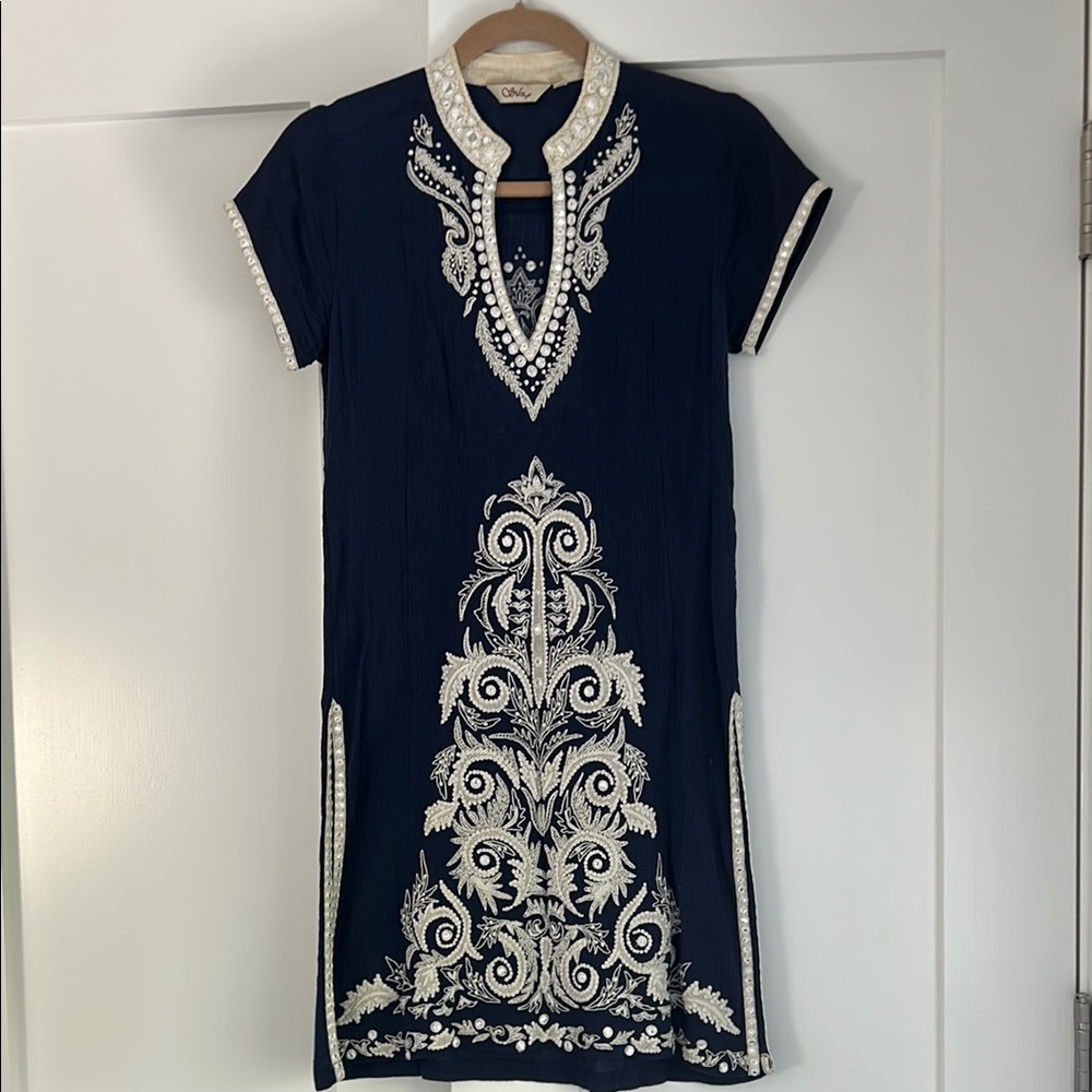 Sulu Navy Blue Tunic with White Embroidery & Subtle Silver Sequins